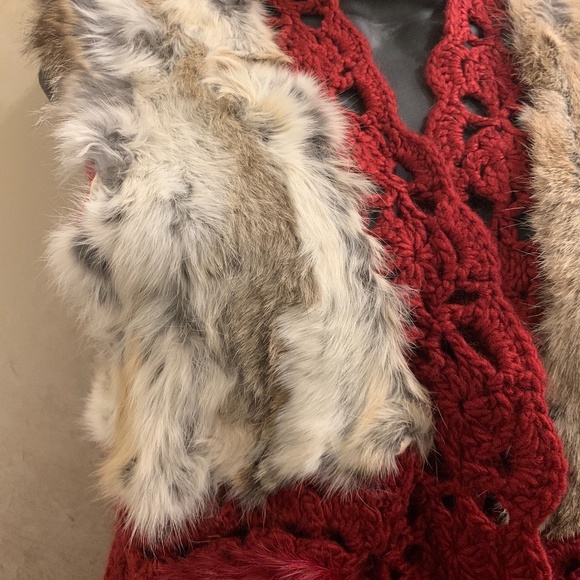 Vintage Wool Red Vest w/Fur - Picture 2 of 4